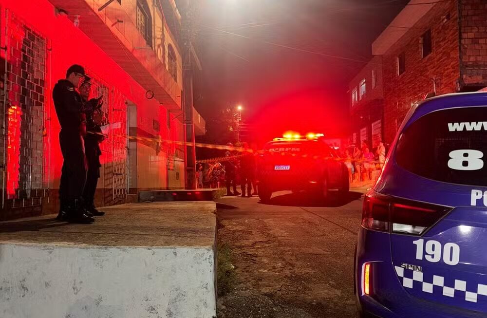 Mulher é morta com tiro no rosto na Zona Norte de Aracaju; suspeito é companheiro da vítima