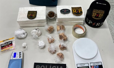 Radiopatrulha apreende drogas em área de invasão na Zona Norte de Aracaju