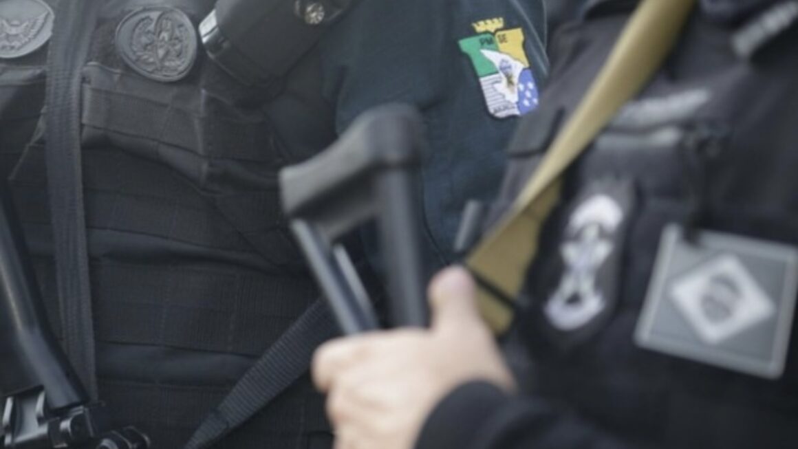 Quatro homens são presos suspeitos de planejar roubo a joalheria em Aracaju