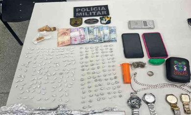 Radiopatrulha prende suspeito por tráfico de drogas em Socorro