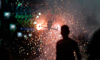 Polícia Científica alerta para uso seguro de fogos no fim do ciclo junino