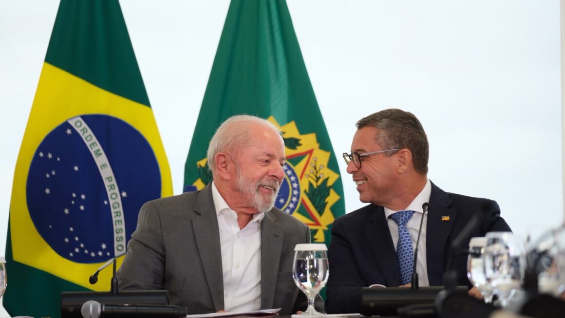 Fábio reforça aliança com Lula ao participar de gravações de campanha em Brasília