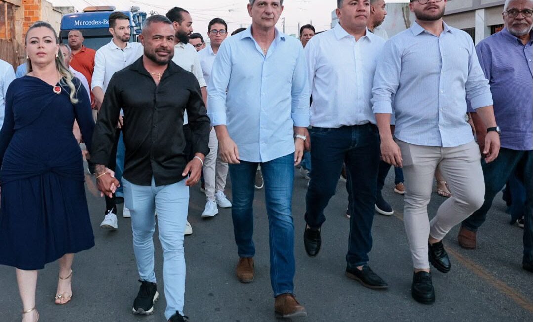 Durante agenda em São Domingos, Rogério reforça parceria histórica e compromisso com o município